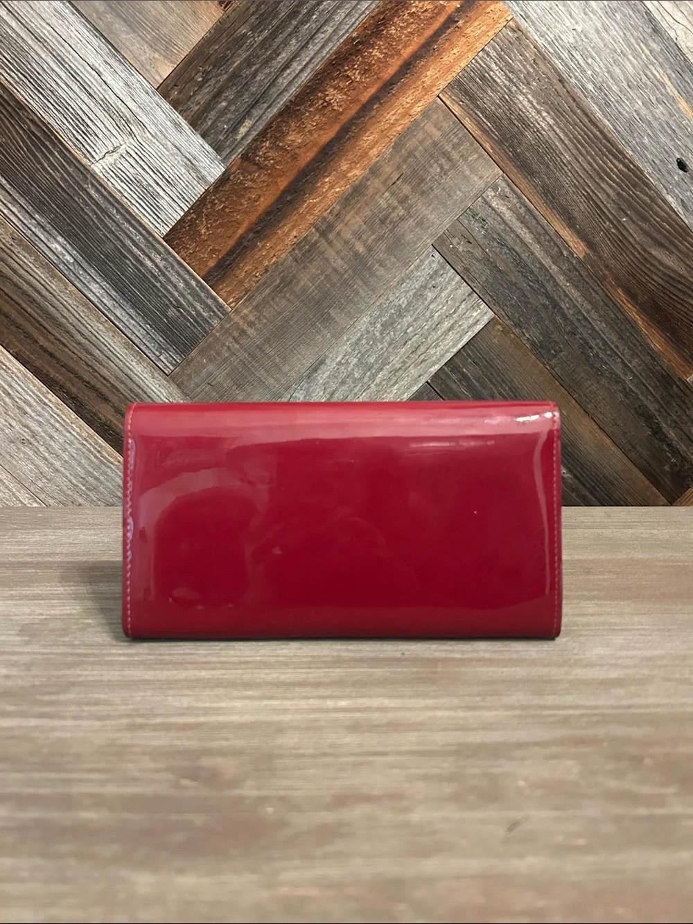 Louis Vuitton Vernis Patent Leather Twist Wallet